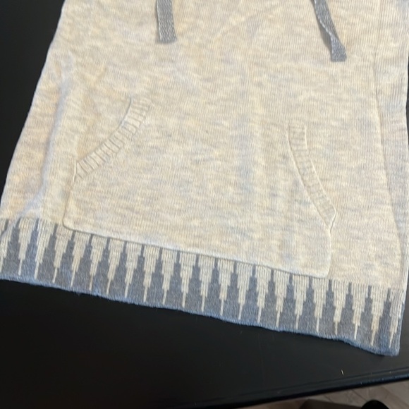 Hem & thread Cozy Cream and Gray Patterned Hoodie - Picture 6 of 8